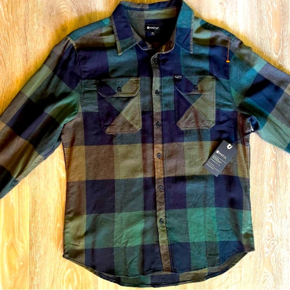 Matic Flannel Button Down NWT